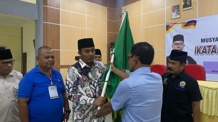 Wagub Sumbar Vasko Ruseimy Terpilih Aklamasi sebagai Ketua IPSI