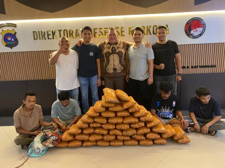 Bongkar Jaringan Ganja, Ditresnarkoba Polda Sumbar Amankan 47 Paket Besar dan 4 Pemuda