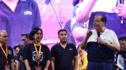 Chairul Tanjung Banggakan Sosok Vasko Ruseimy di Depan Ribuan Alumni