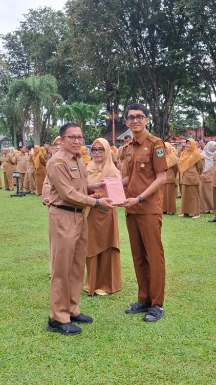 Pj Sekda Sumbar Apresiasi Tiga Biro Selesaikan Renstra dan Cascading Tepat Waktu