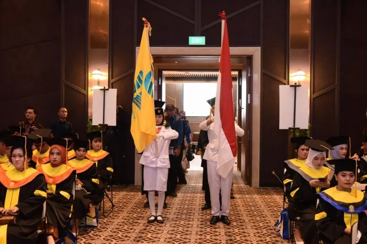 UT Medan Gelar Wisuda Perdana 2025