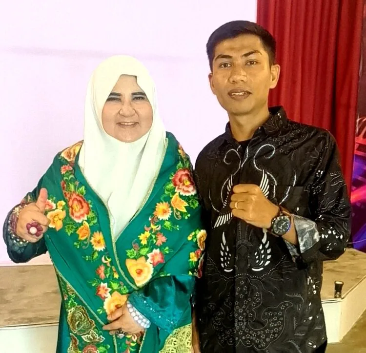 Hj. Nevi Zuairina Gelar Halal Bihalal Bersama Insan Pers, Bahas Isu Lebaran dan Geliat UMKM