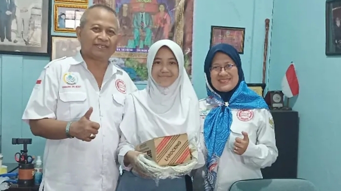 SMA dan SMK Sri Mukti Cilacap (1988-1989), Sekolah Swasta Biaya Ringan dan Beasiswa