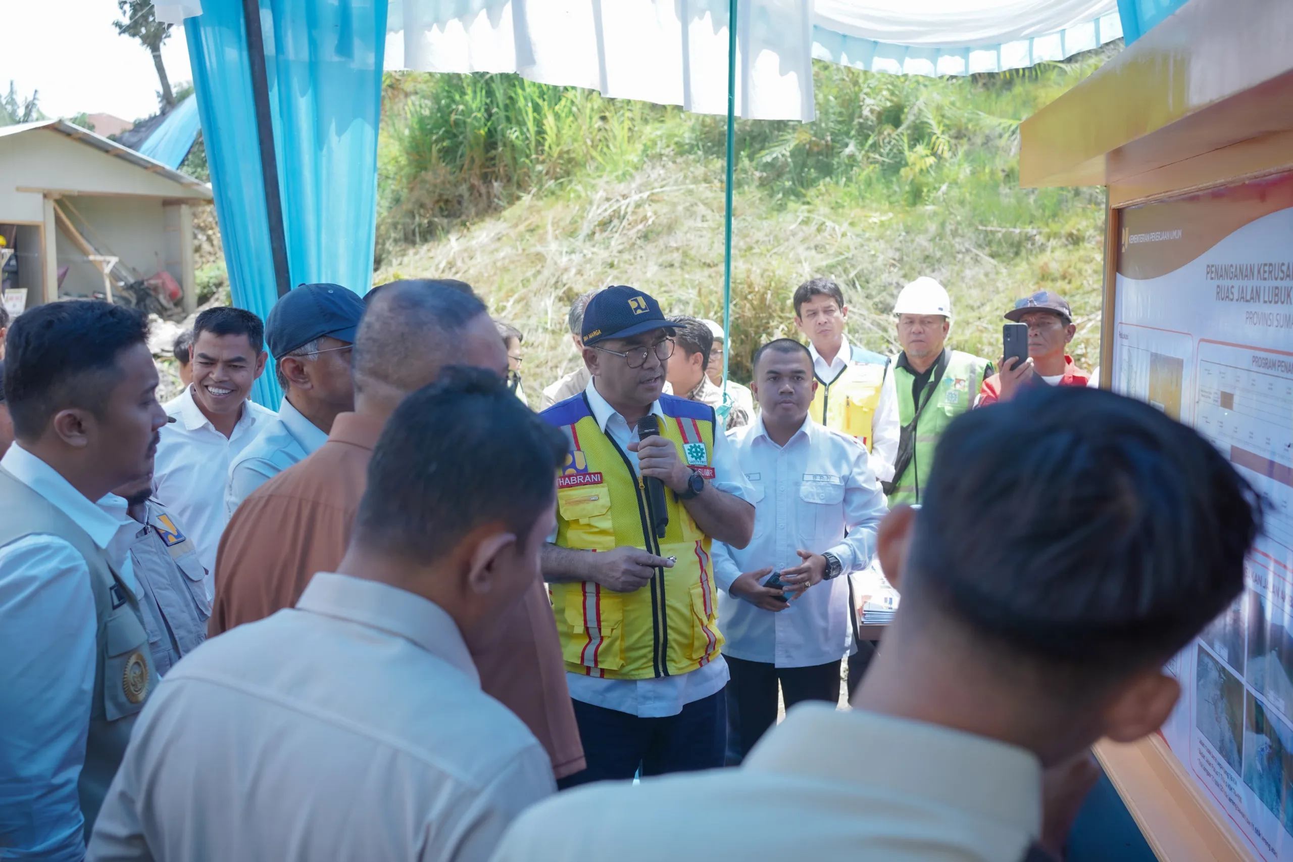 Menteri Pekerjaan Umum Dody Hanggodo Kunjungi Lokasi Pembangunan Sekolah Rakyat di Solok Sumbar