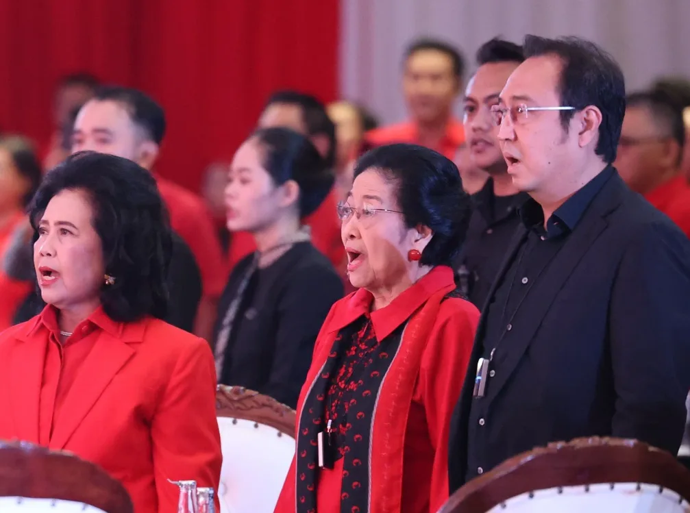 Prananda Dampingi Megawati Hadiri Puncak Penganugerahan Trisakti Tourism Award 2025