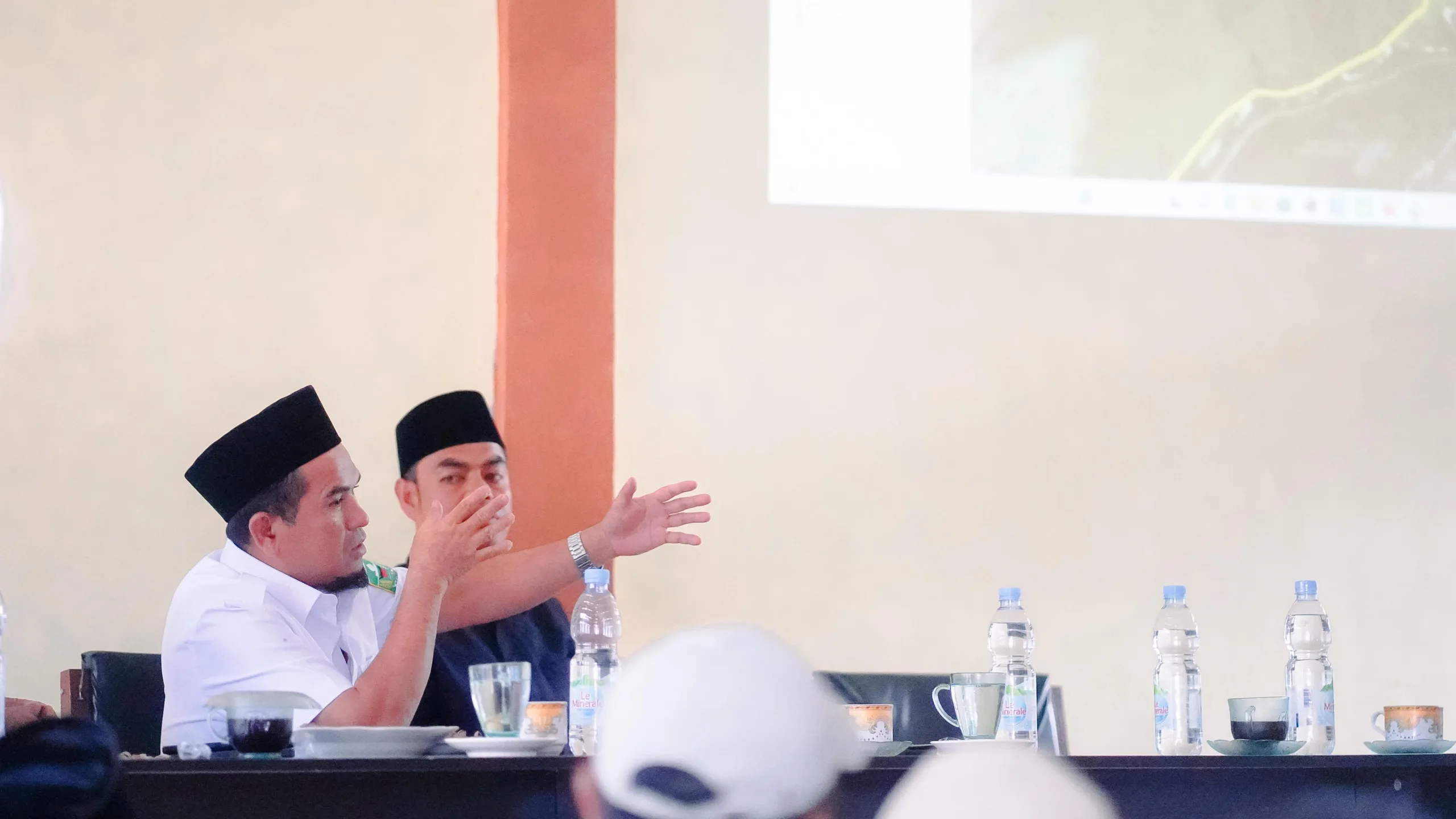 Sinergi Wujudkan Jalan Nasional Aia Dingin: Wabup Candra Tegaskan Pentingnya Dukungan Masyarakat