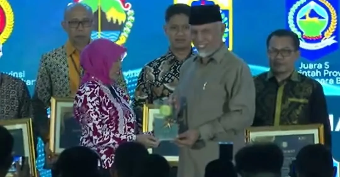 Berturut-turut, Pemprov Sumbar Kembali Raih Anugerah Adinata Syariah 2025