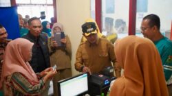 Pelayanan Cetak KTP Tanpa Antrian Resmi Diluncurkan, Bupati Solok: Wujud Program 100 Hari JFP-Chandra