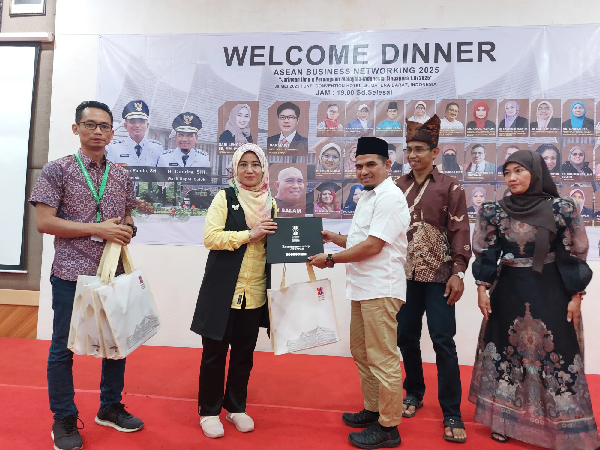 Kabupaten Solok Promosikan Lima Danau Indah di Forum ASEAN Business Networking 2025