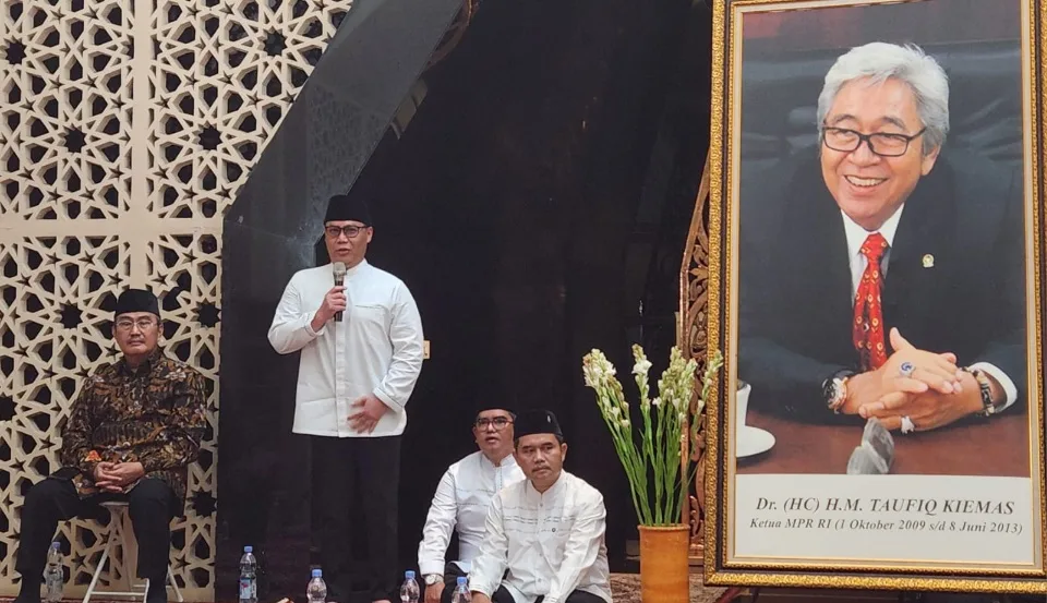 Jimly Asshiddiqie Ungkap Lima Legasi Akhirat Taufiq Kiemas