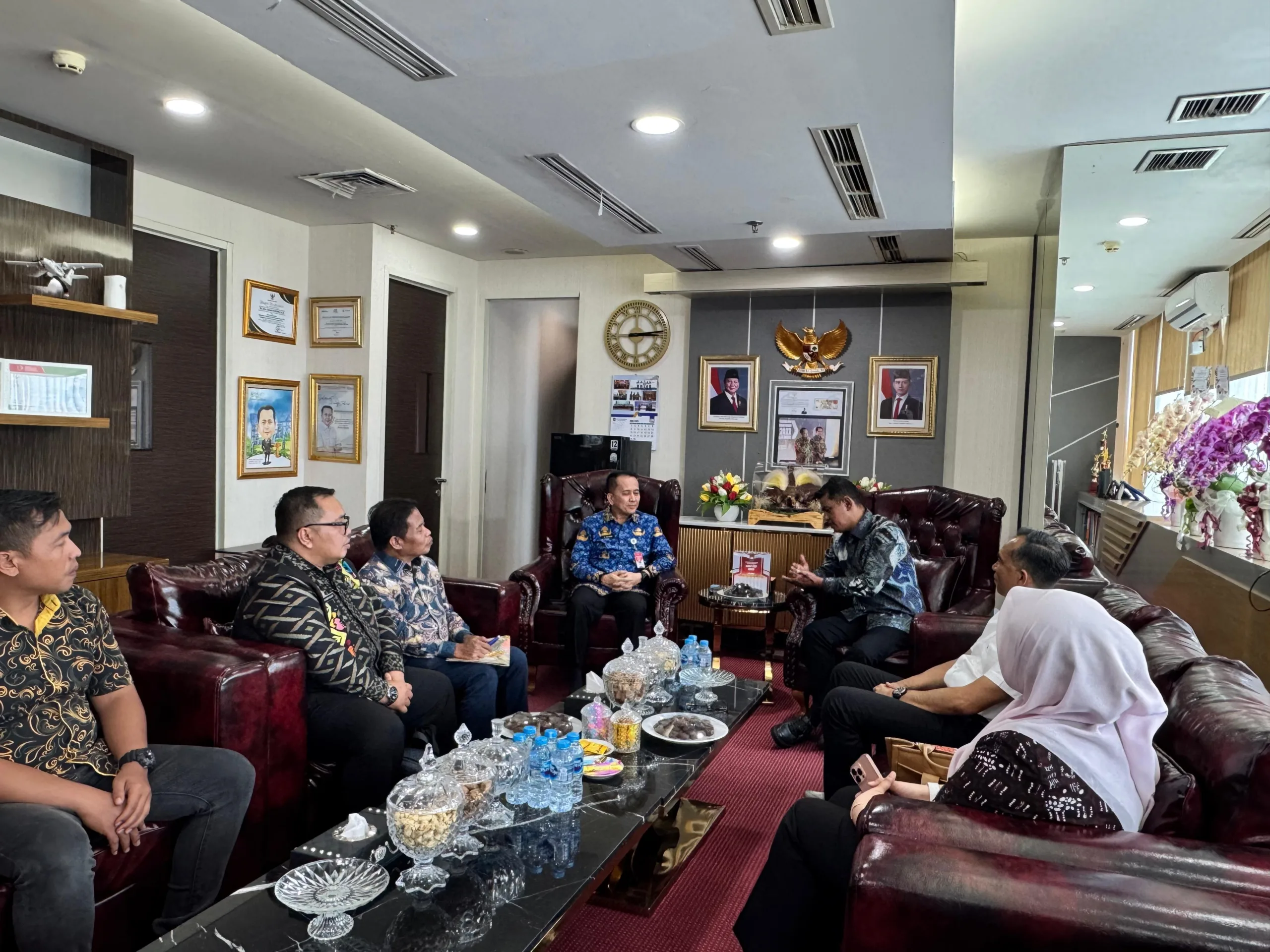 Bupati Solok Kunjungi Dirjen Bina Keuangan Daerah Kemendagri, Bahas Optimalisasi DAU dan Tata Kelola Keuangan