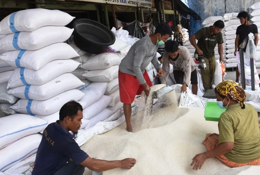 Beras Oplosan Merebak di Jakarta, Rano Karno: Tindak Tegas!
