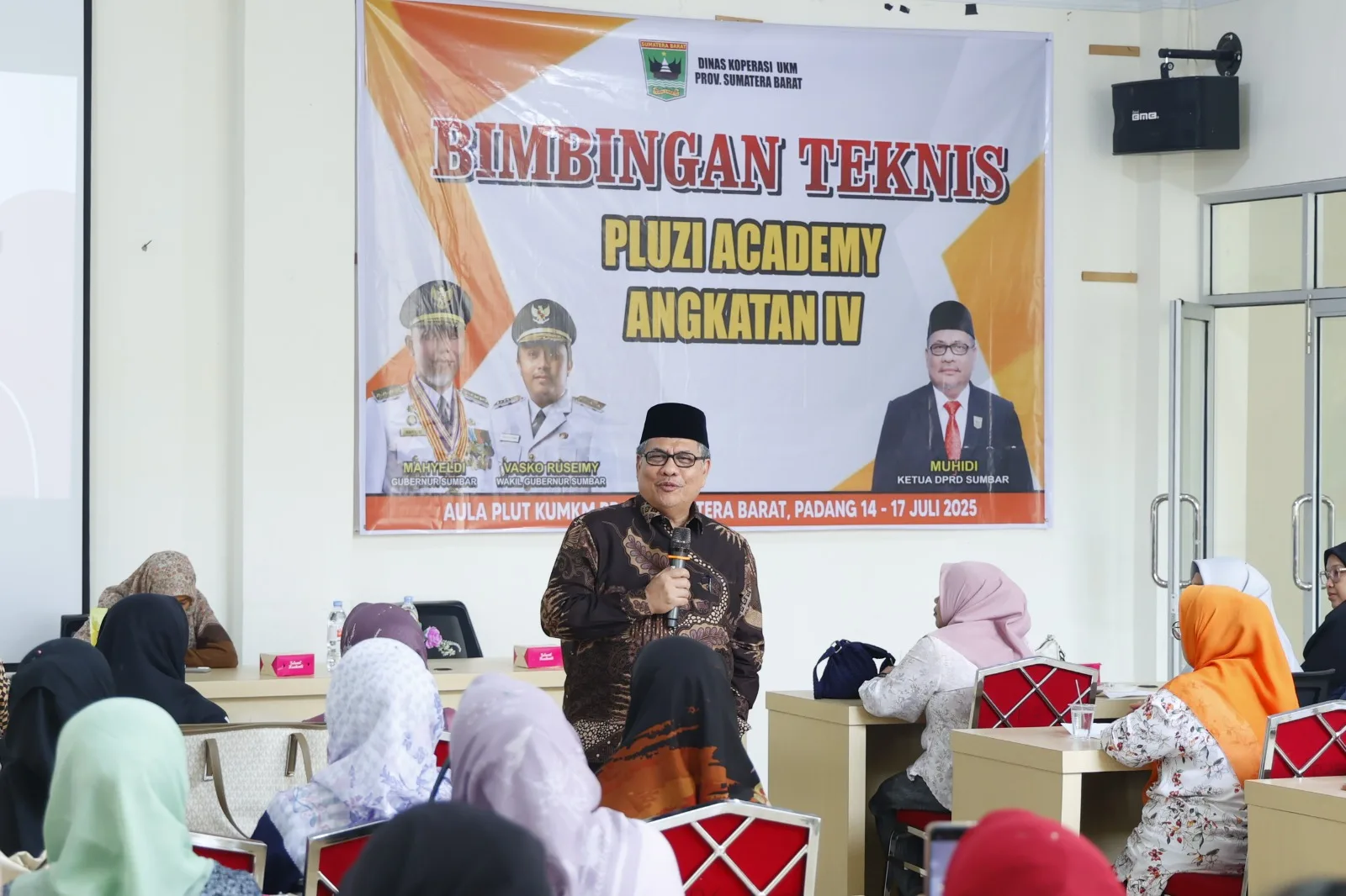 Ketua DPRD Sumbar, H.Muhidi Ajak Pelaku UMKM Bangun Usaha Libatkan Allah