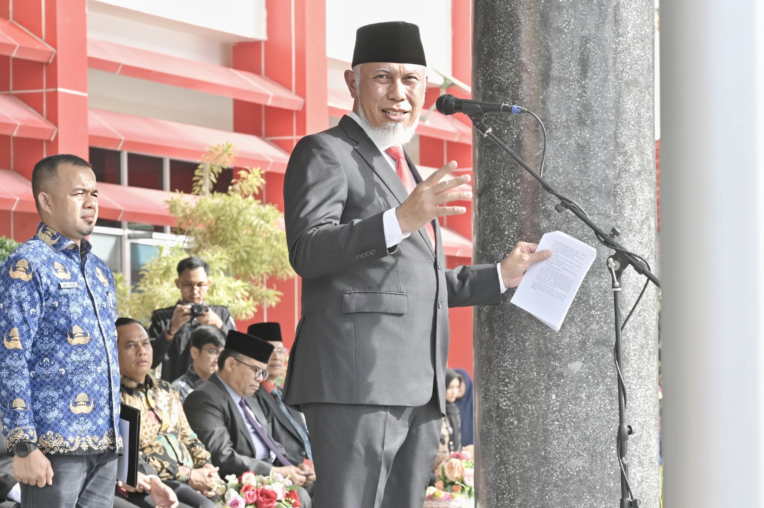 Gubernur Mahyeldi Minta Pengurus Koperasi Merah Putih Profesional: Dana Harus Berkembang, Bukan Menyusut