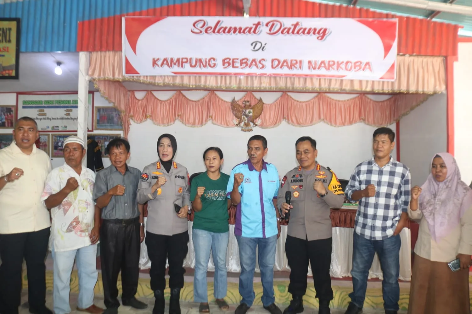 Kabid Humas Polda Sumbar dan Kapolresta Padang Tinjau Perkembangan Kampung Bebas Narkoba Bukit Karan