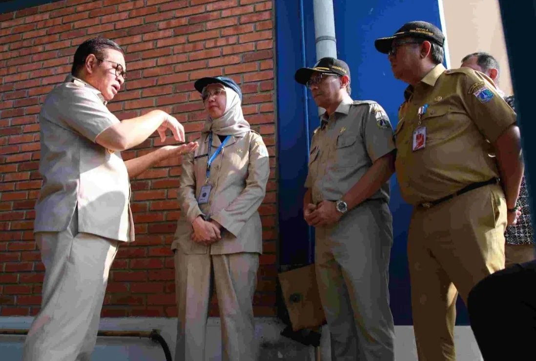 Gubernur Pramono Modernisasi Alat Pengendalian Banjir di Jakarta