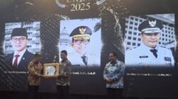 Penyerahan Pena emas 2025