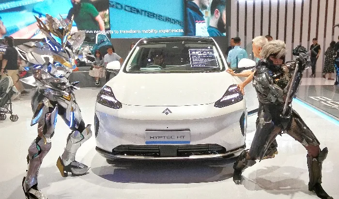 Terinspirasi Private Jet, Yuk Intip SUV Listrik Mewah Hyptec HT Keluaran GAC Indonesia