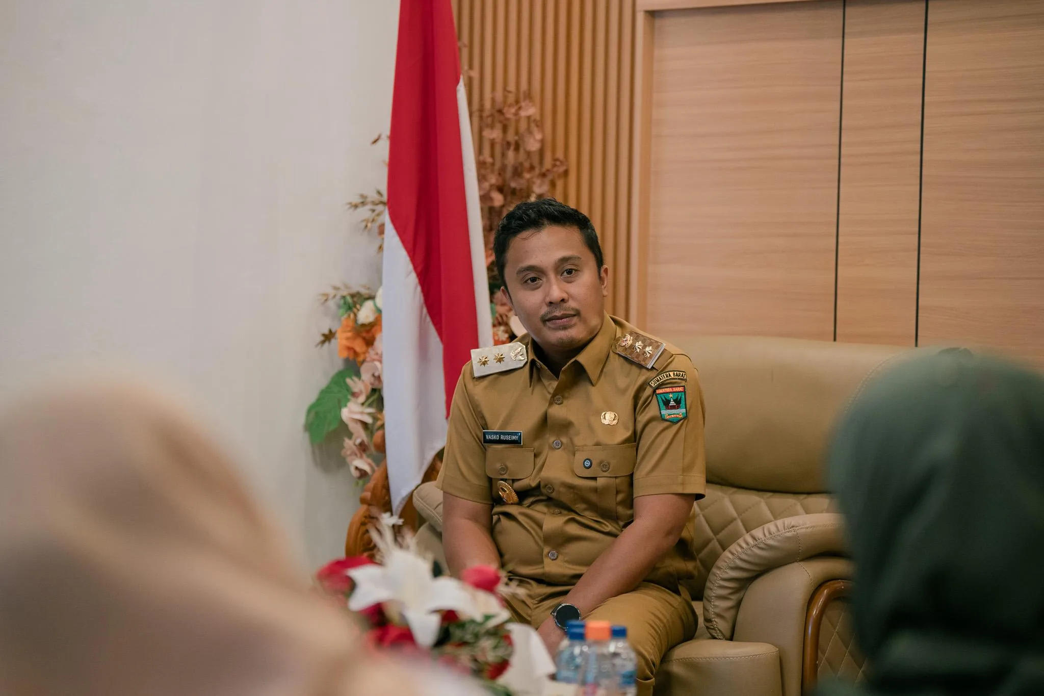 Gerak Cepat Pemprov Sumbar Tindaklanjuti Video Viral Bidan di Pasaman Seberangi Sungai demi Pasien Penderita TBC