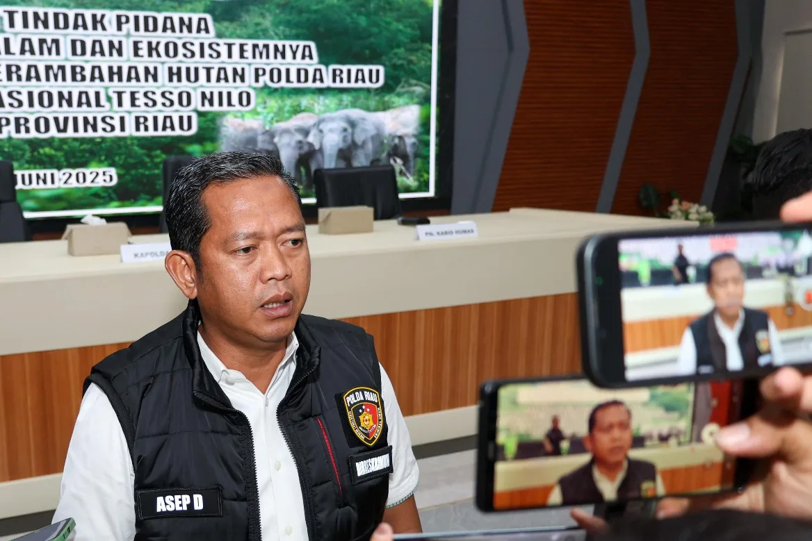 Polda Riau Sergap Dua Tersangka Transportir PMI Ilegal dari Malaysia