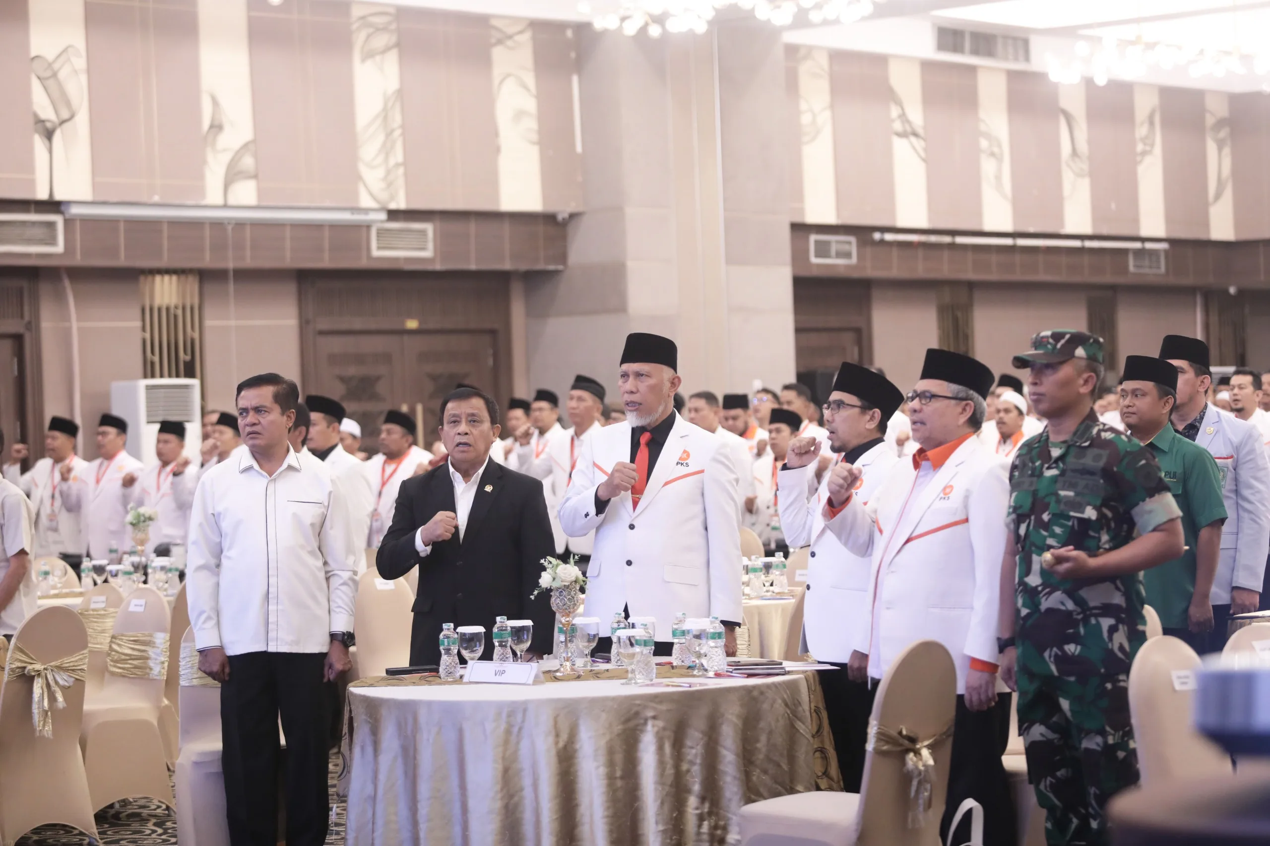 PKS Sumbar Kukuhkan Pengurus Baru, Tegaskan Komitmen Pelayanan Publik dan Dukungan Palestina