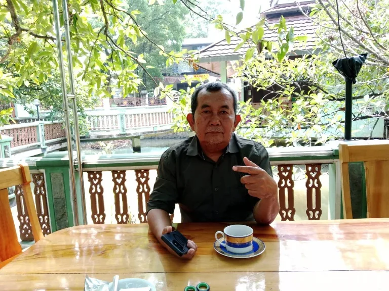 Ephorus HKBP Bertemu Rocky Gerung di Bogor, Gandi Ungkap Perbedaan Pandangan tentang TPL