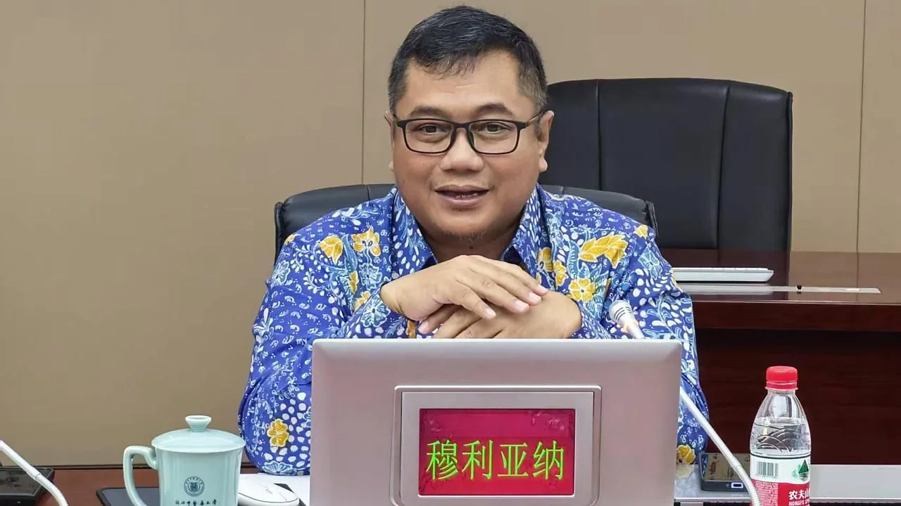 Wawancara Imajiner Dengan Sang Pencerah: Presiden Indonesia Dari Masa Depan