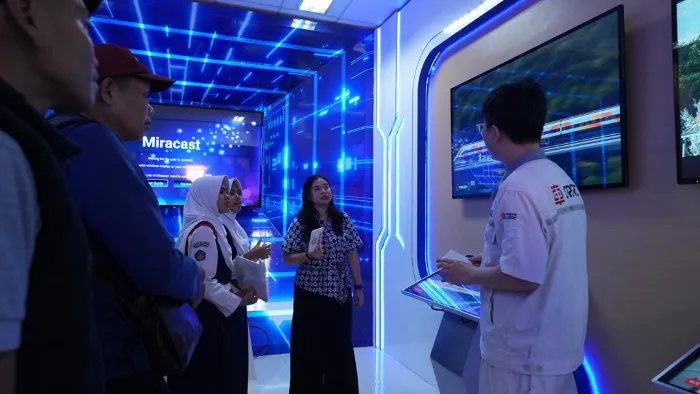 Ini Cara CRRC Sifang Perkenalkan Teknologi Transportasi Masa Depan Pada Generasi Muda