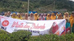 Hj. Nevi Zuairina Fasilitasi Tokoh Masyarakat Duo Koto Rihlah Spiritual