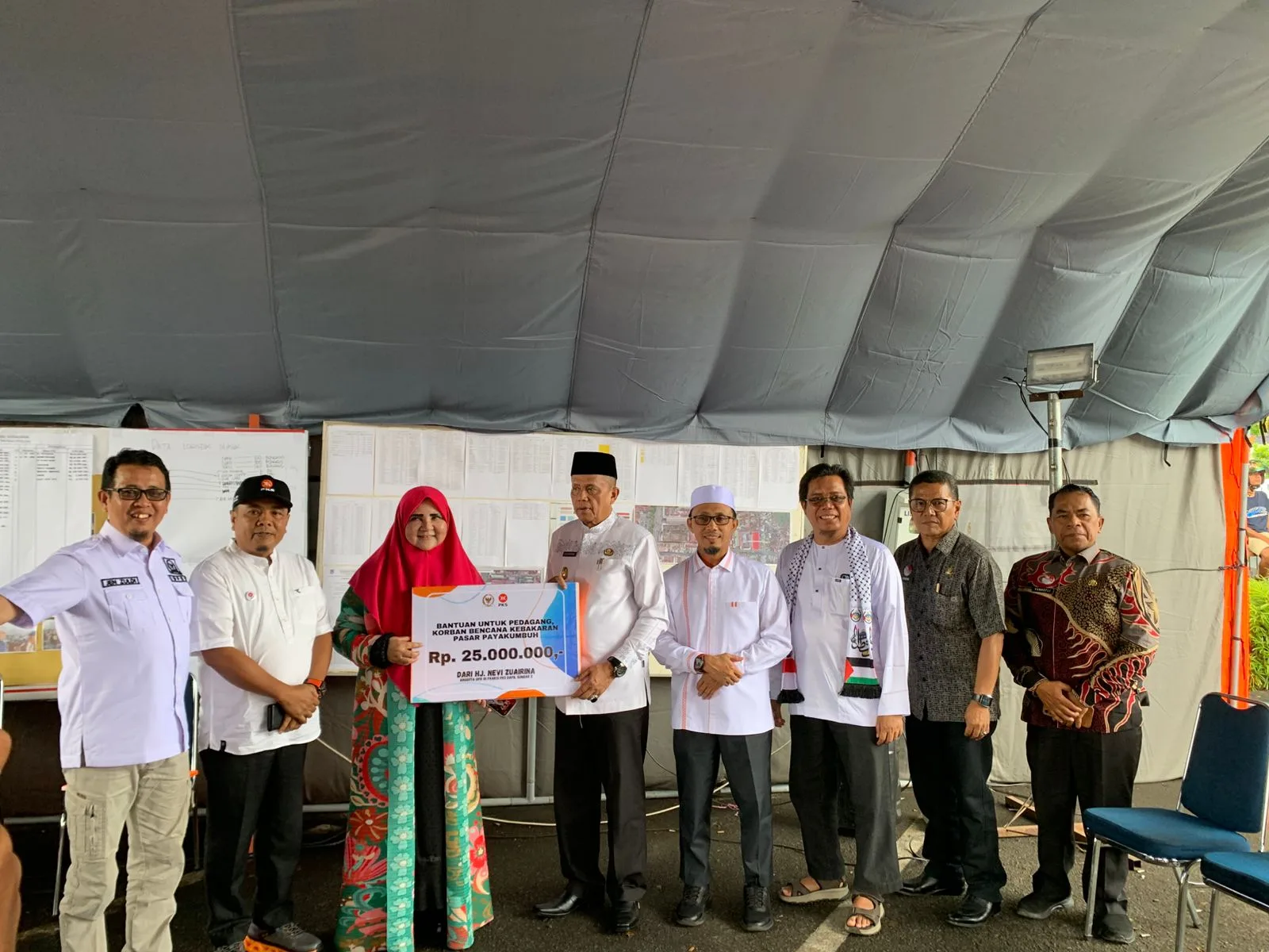 Nevi Zuairina Dorong Relokasi Pedagang Terdampak Kebakaran Pasar Payakumbuh