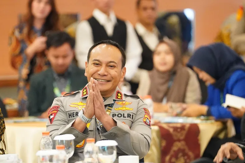 Tumbuh Institute Didukung Polda Riau dan PHR Gelar Green Leadership Academy