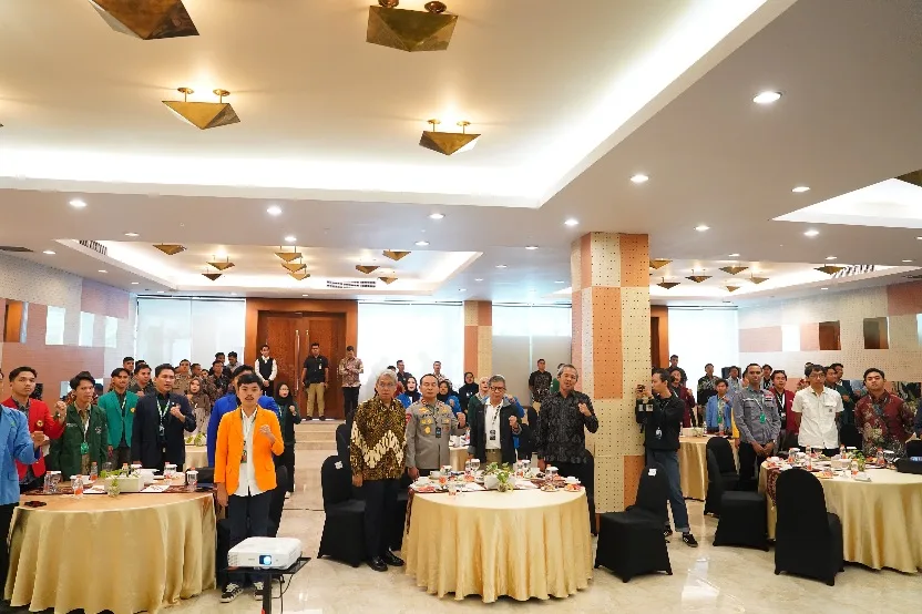 Tumbuh Institute Didukung Polda Riau dan PHR Gelar Green Leadership Academy