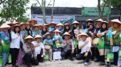 Kapolda Riau Irjen Herry Heryawan Ngobrol Santai Bareng Petani di Tabung Harmoni Hijau