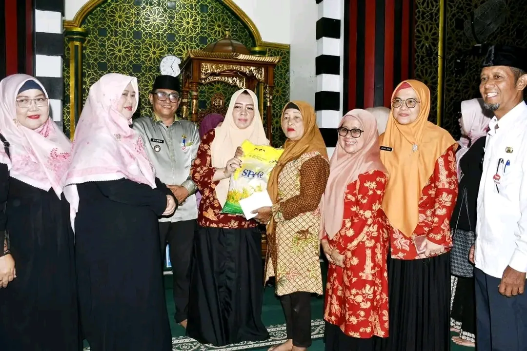 Ketua GOW Padang Doakan Korban Kebakaran di Jumat Berkah