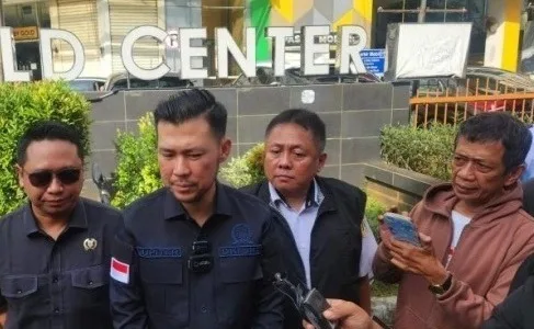Pansus Perparkiran DPRD DKI Jakarta Ikut Sidak dan Segel 4 Lokasi Parkir Liar