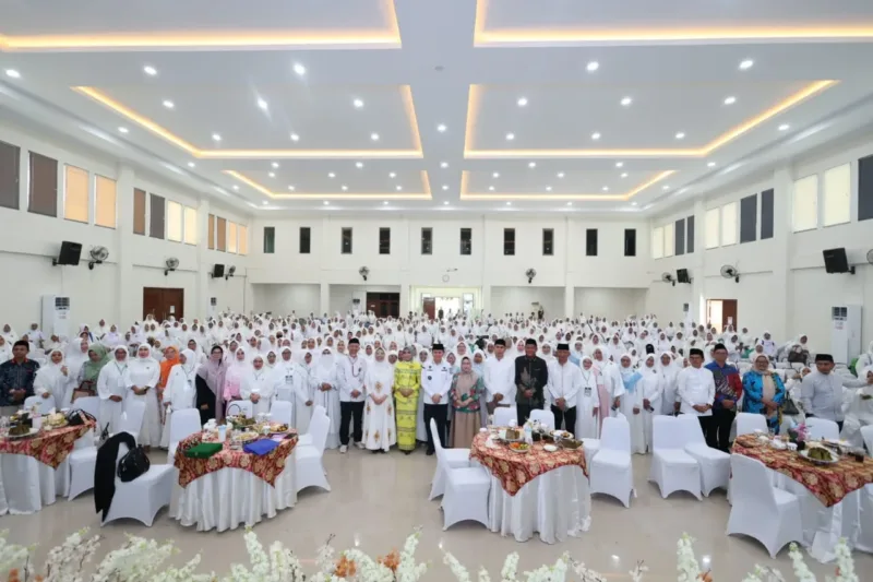 Hadiri Peringatan Maulid Nabi Muhammad SAW, Pj Gubernur Agus Fatoni Fatoni Dorong Ekonomi Kreatif dan Digitalisasi UMKM