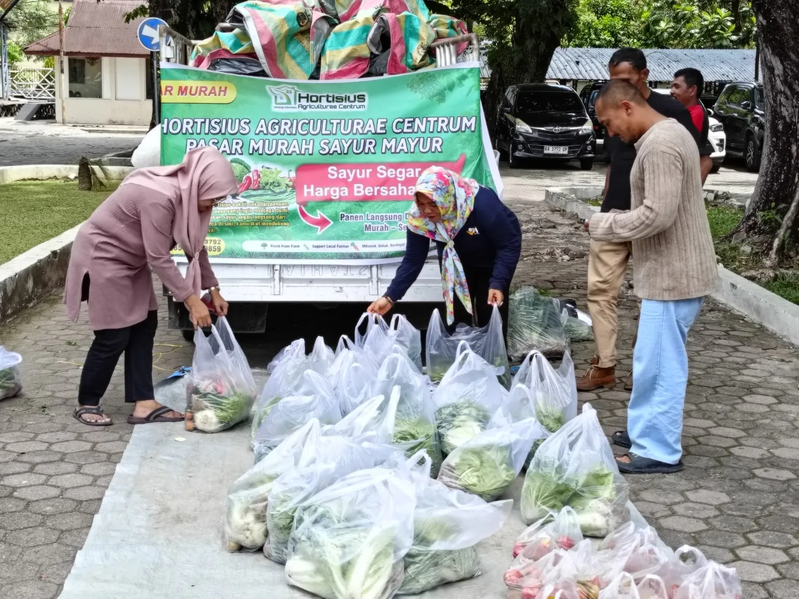 Ludes Terjual Dalam Hitungan Jam, Pemprov Sumbar Buka Jalan Pemasaran Baru Bagi Petani Muda