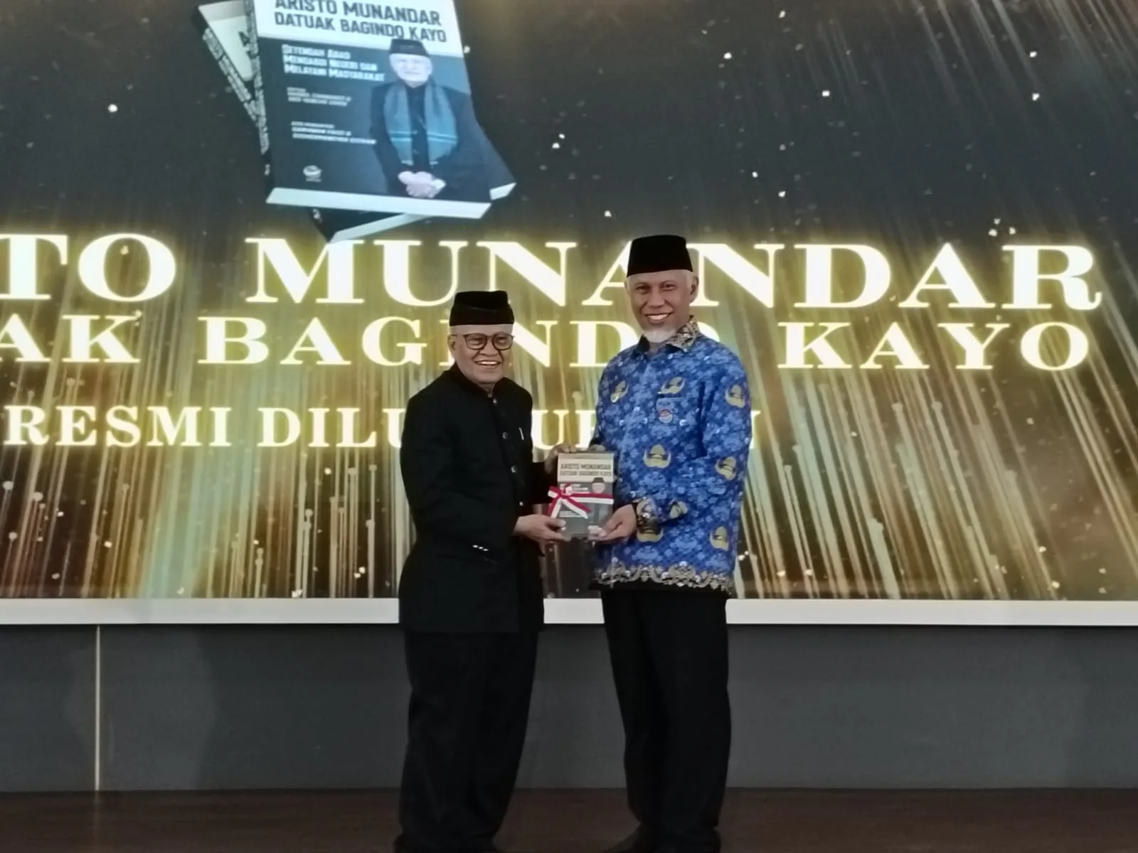 Gubernur Mahyeldi: Aristo Munandar Sosok Inspiratif yang Layak Diteladani