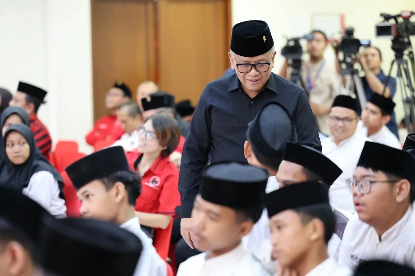 Hasto Beberkan Peran Bung Karno sebagai Pendekar Bangsa Islam dan Dampak Global Resolusi Jihad