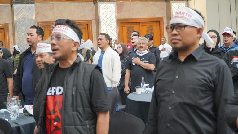 Catatan Kritis Rencana Fadli Zon Beri Gelar Pahlawan Nasional untuk Soeharto