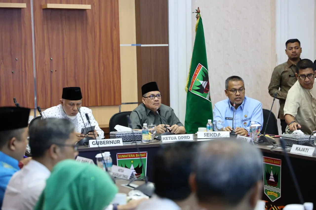 Muhidi Minta Pemerintah Daerah Punya Target Tahunan Tekan Praktik Illegal Mining dan Fishing