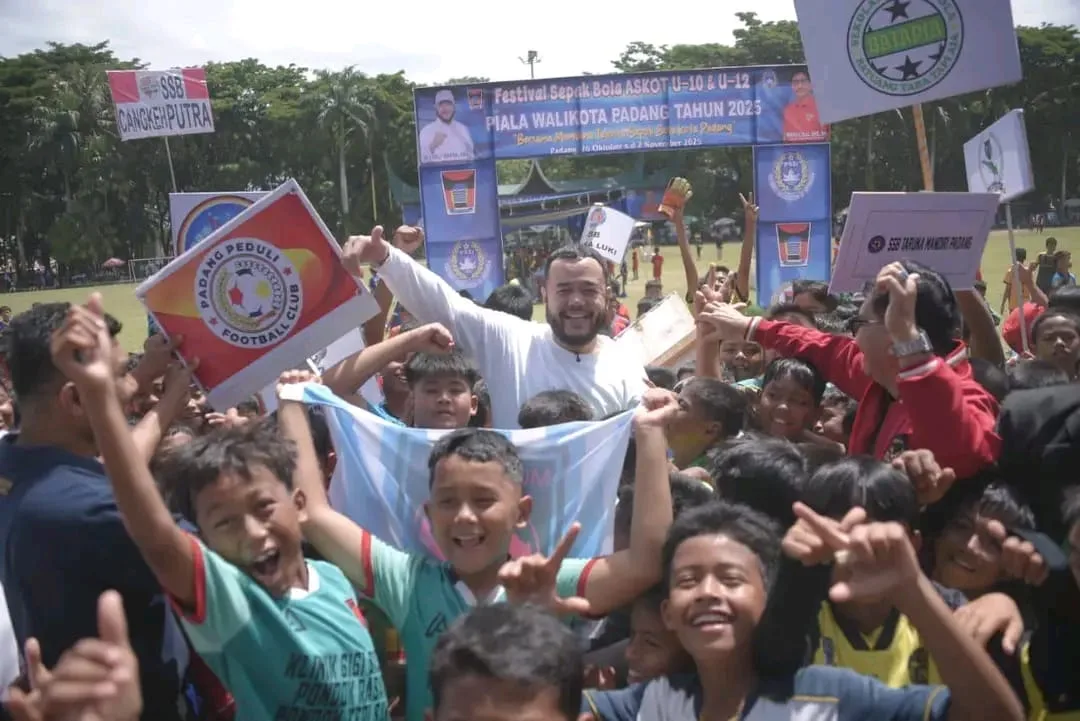 Keren, Sebanyak 120 Tim SSB se-Kota Padang Bersaing Rebut Juara di Festival Piala Wali Kota Padang