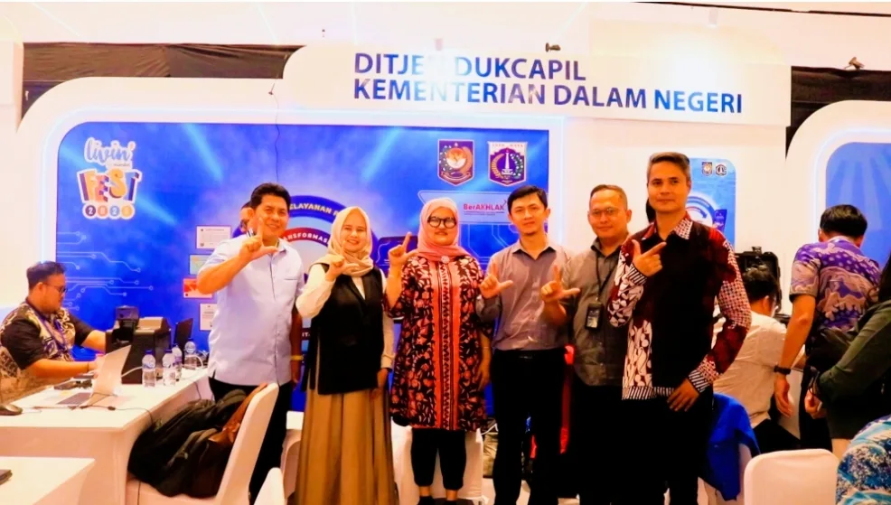 Dorong Inklusi Keuangan Digital, Dukcapil Sosialiasikan IKD di LivinFest 2025