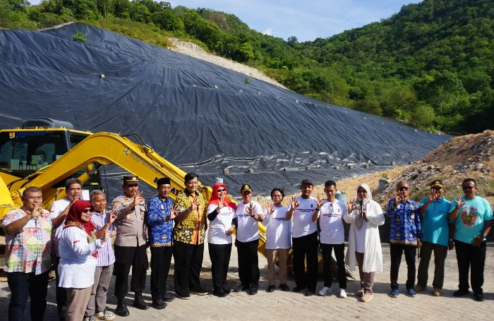 Dukung Green Tourism, PGN dan BRIN Hadirkan Teknologi Pengubah Sampah Plastik Jadi Solar di Karimunjawa