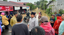 Wali Kota Solok Gercep Tinjau Banjir di Tanah Garam, Warga Panik Air Makin Naik