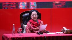 Megawati Ziarah ke Makam Bung Karno dan Buka Seminar Internasional 70 Tahun KAA di Blitar