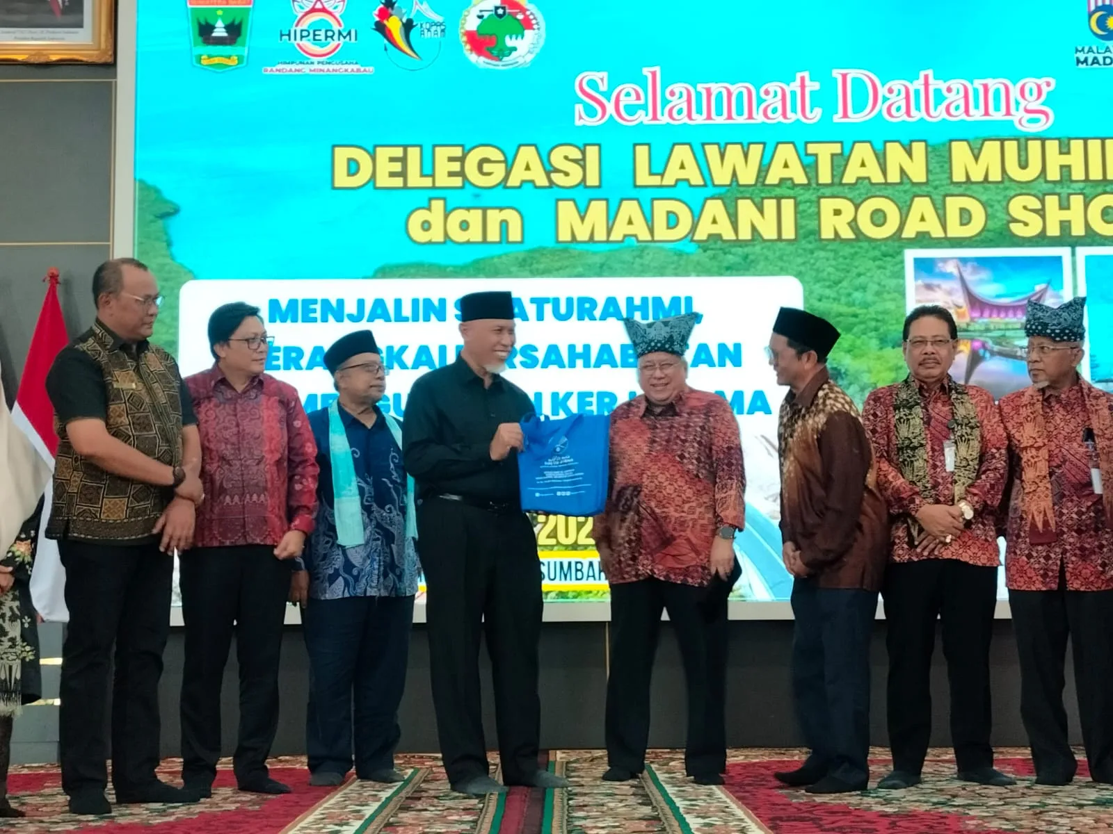 Gubernur Mahyeldi Sambut Delegasi Malaysia, Bahas Penguatan Ekonomi dan Promosi Rendang Minang