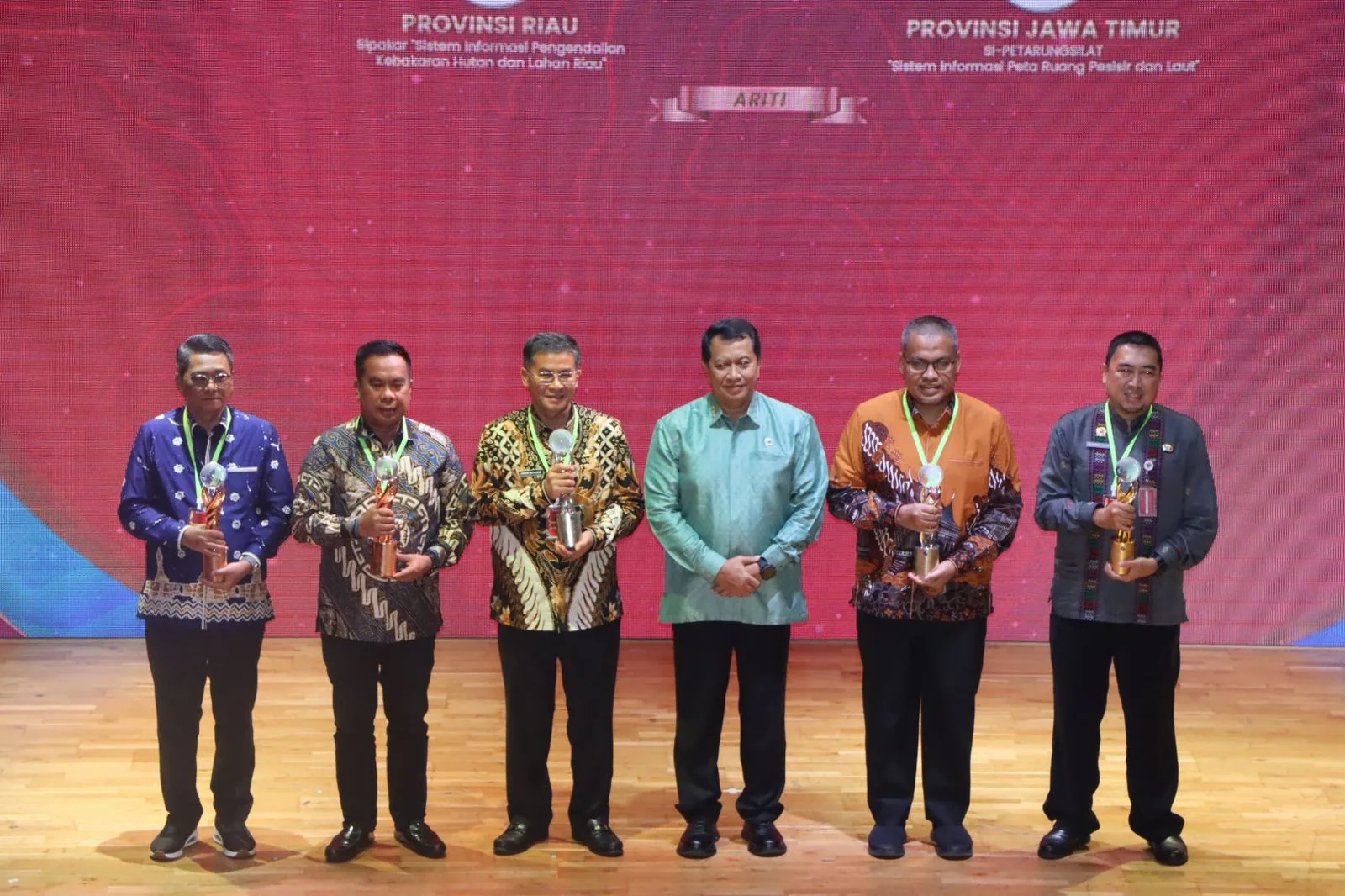 Pemprov Sumbar Raih Bhumandala Award 2025 dari BIG Berkat Inovasi Pengawasan Tata Ruang