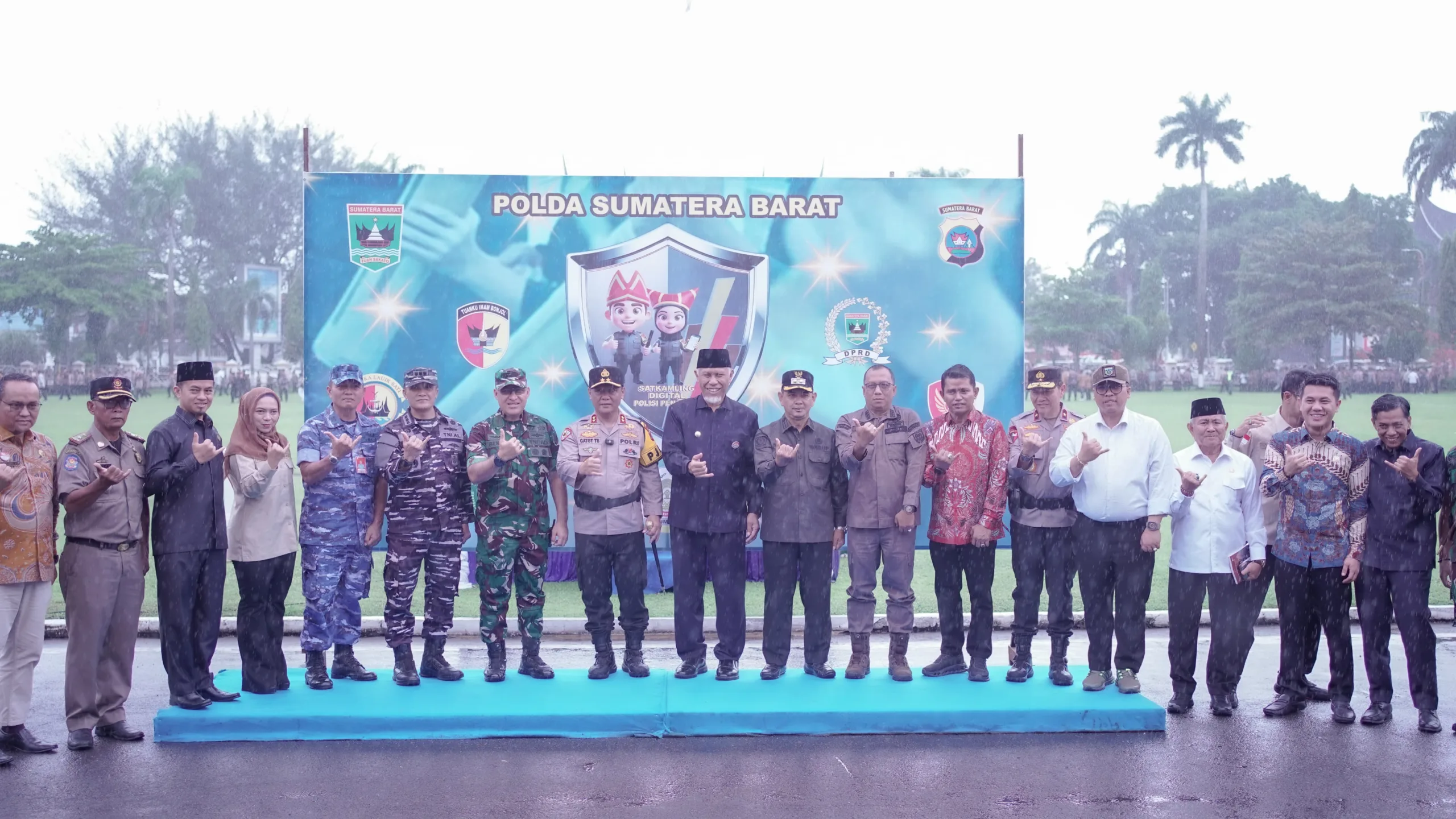 Kapolda Sumbar Luncurkan Aplikasi Satkamling Digital, Bupati Jon Firman Pandu Beri Apresiasi