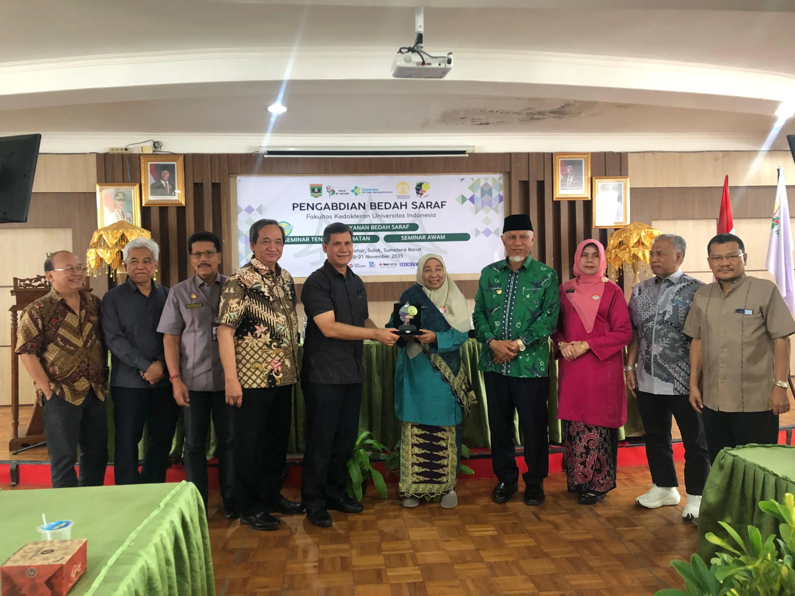 FKUI–RSCM Perkuat Layanan Bedah Saraf di RSUD M. Natsir Solok